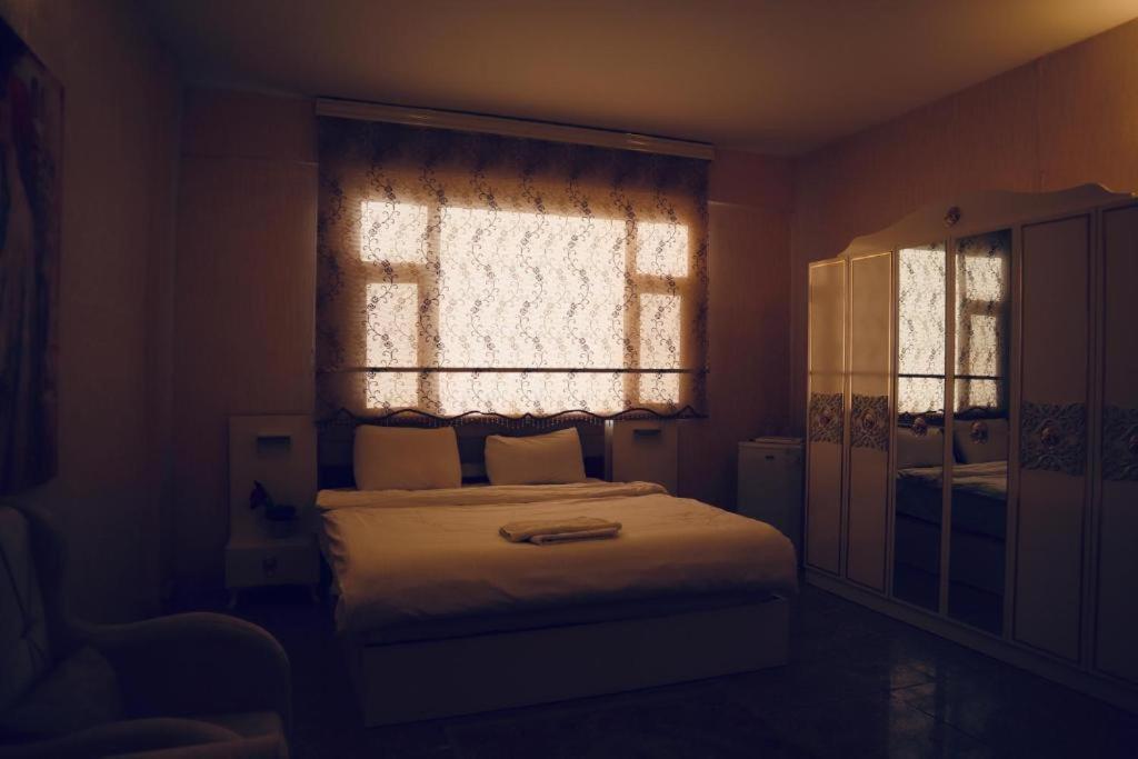 Hotel Italian House Baghdād Esterno foto