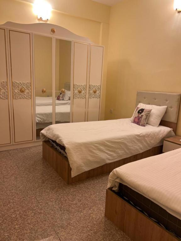 Hotel Italian House Baghdād Esterno foto