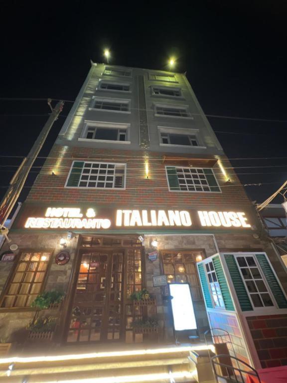 Hotel Italian House Baghdād Esterno foto