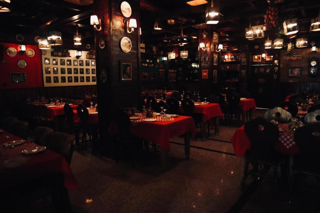 Hotel Italian House Baghdād Esterno foto