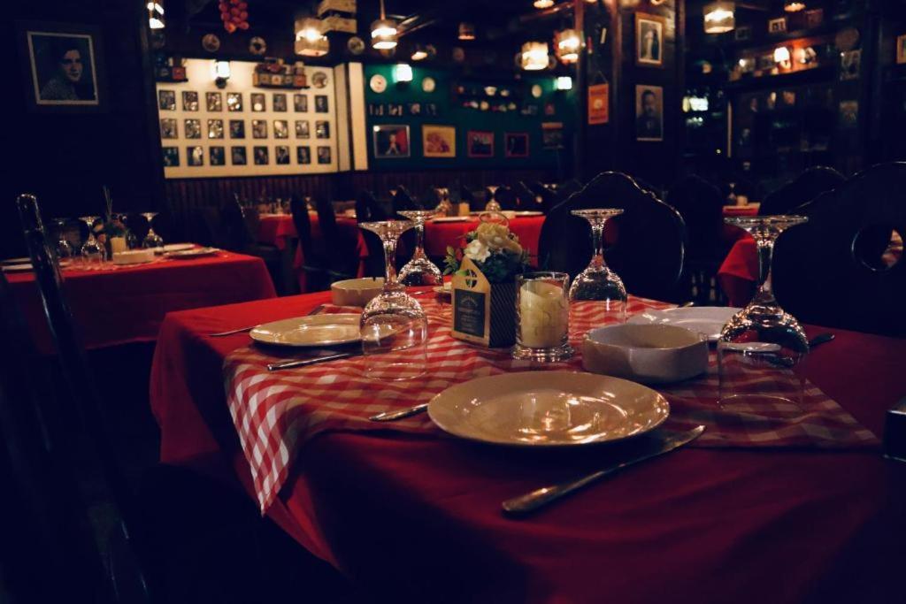 Hotel Italian House Baghdād Esterno foto