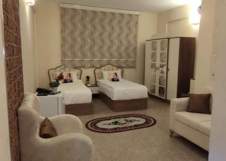 Hotel Italian House Baghdād Esterno foto